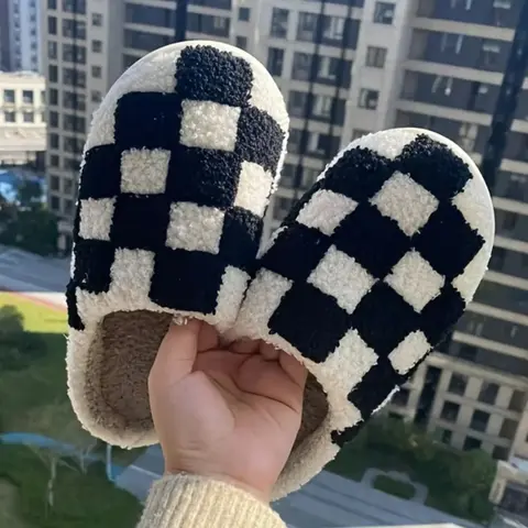 Soft Plush Checkered Slippers, Creative Embroidery Retro Simple Home Shoes, Unisex Indoor Outdoor Warm Non-Slip Boots, House Slippers, Warm Indoor Footwear, Fluffy Home Slippers