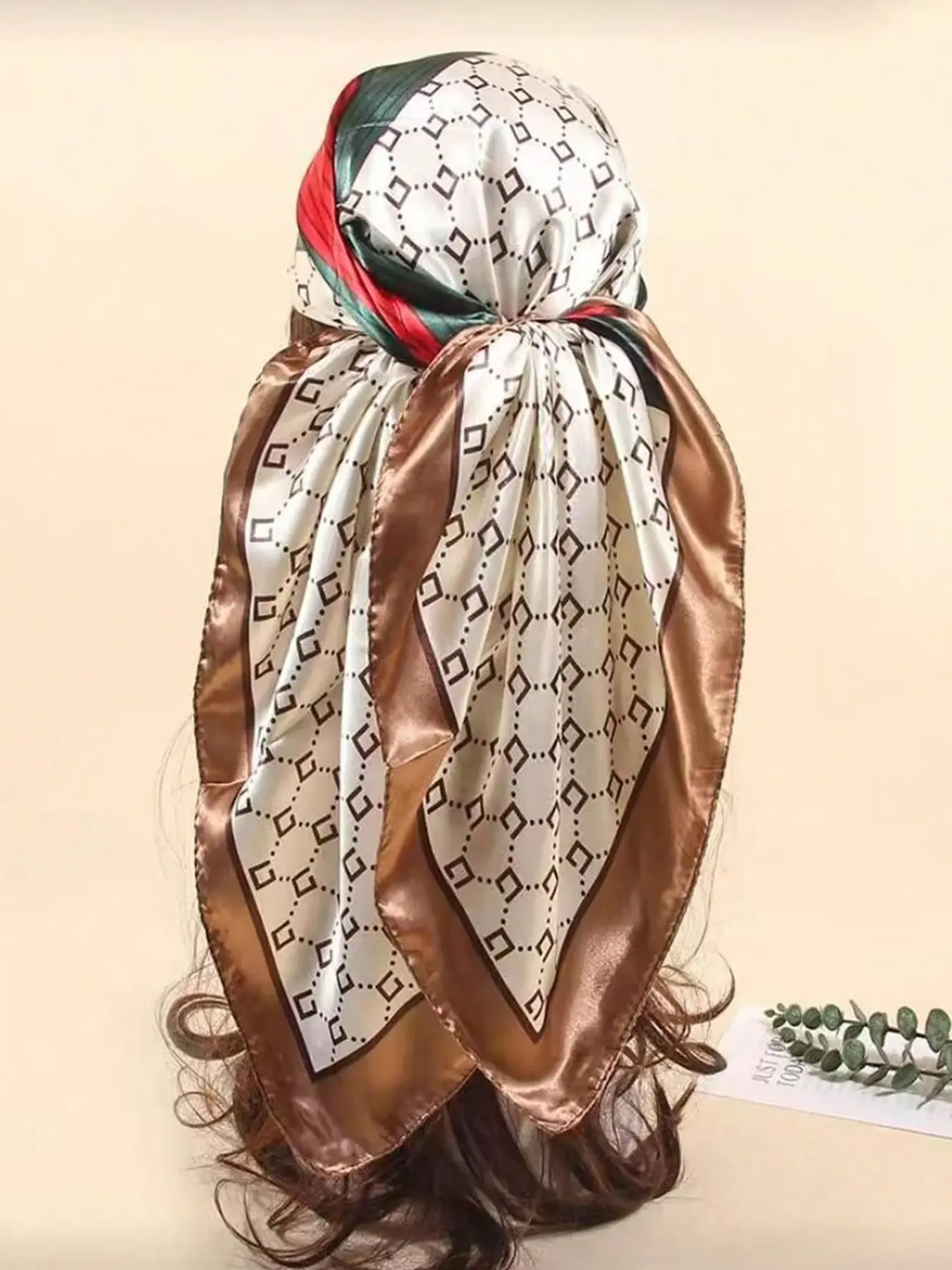 1pc Women Classic Grid Printed 90cm Square Scarf Women Bandana Hair Tie Fall DecorationAccessory Hairband Suitable For Beach Vacation And Daily Life