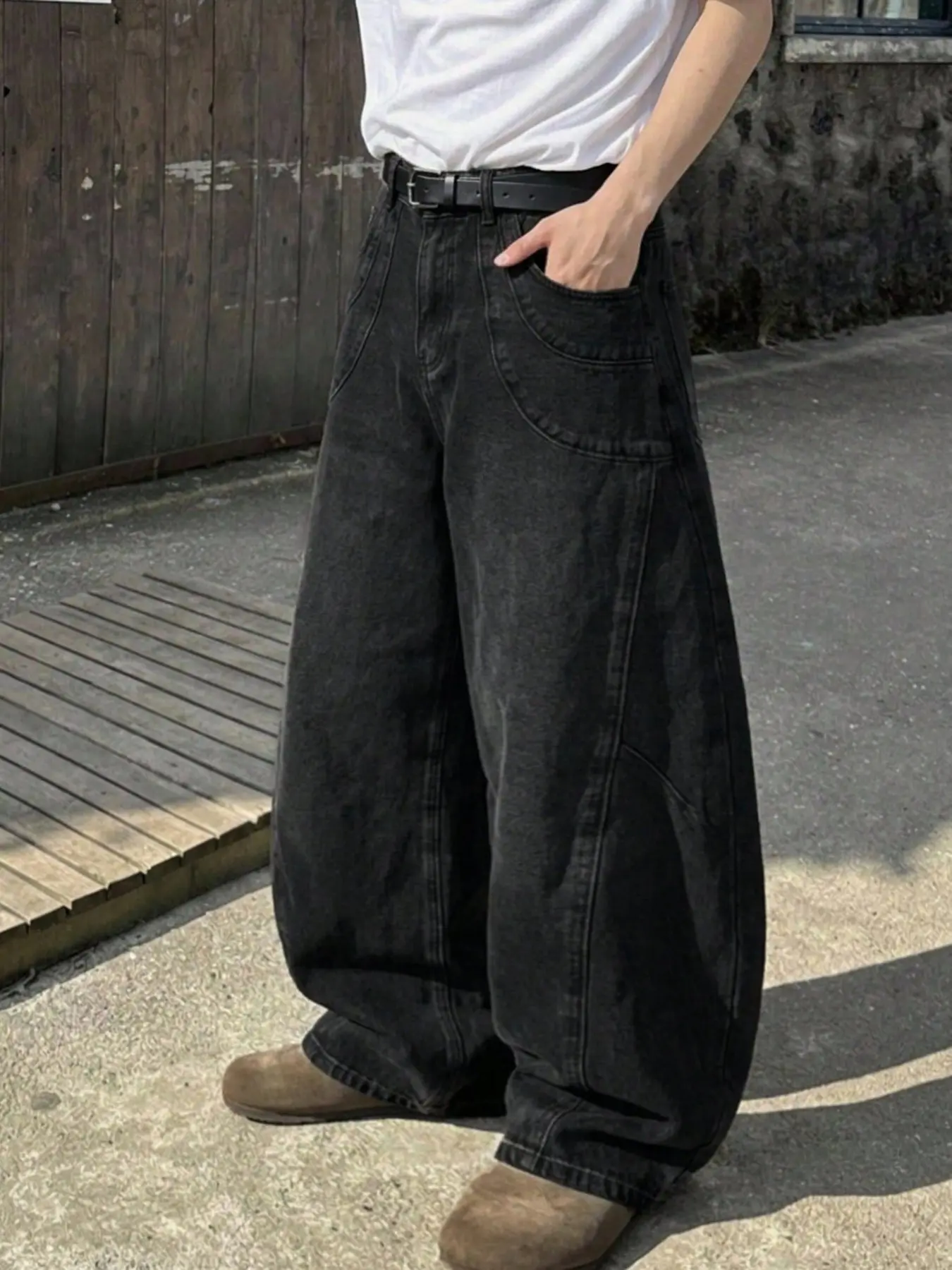 Men's Baggy Barrel Leg Jeans, Patchwork Distressed Washed Denim Pants, Streetwear Wide Leg Casual Jeans for Men (Belt and Accessories Not Included)