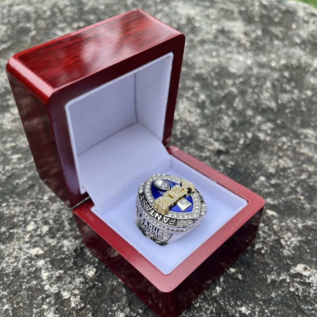 Mens fashion 2026-2025-2024 fantasy series trophy style football championship ring with brown wooden display box