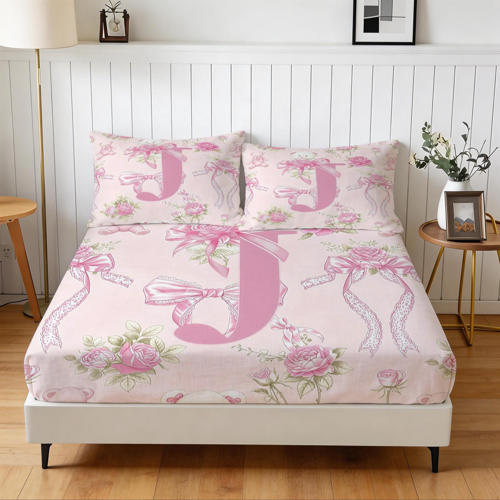Pink Coquette Initial Letter Fitted Sheet Set, Soft Skin-Friendly, Cute Teddy Bear & Rose Floral Bedding, Girly Bow Print, 3 Pieces (1 Fitted Sheet + 2 Pillowcases), Deep Pocket, Aesthetic Room Decor, Perfect Gift