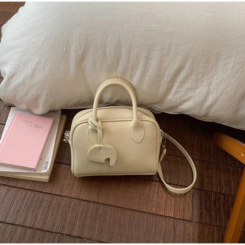 Women's Retro Solid-Color Minimalist Shoulder Bag - Compact Clutch for Daily Commuter Use