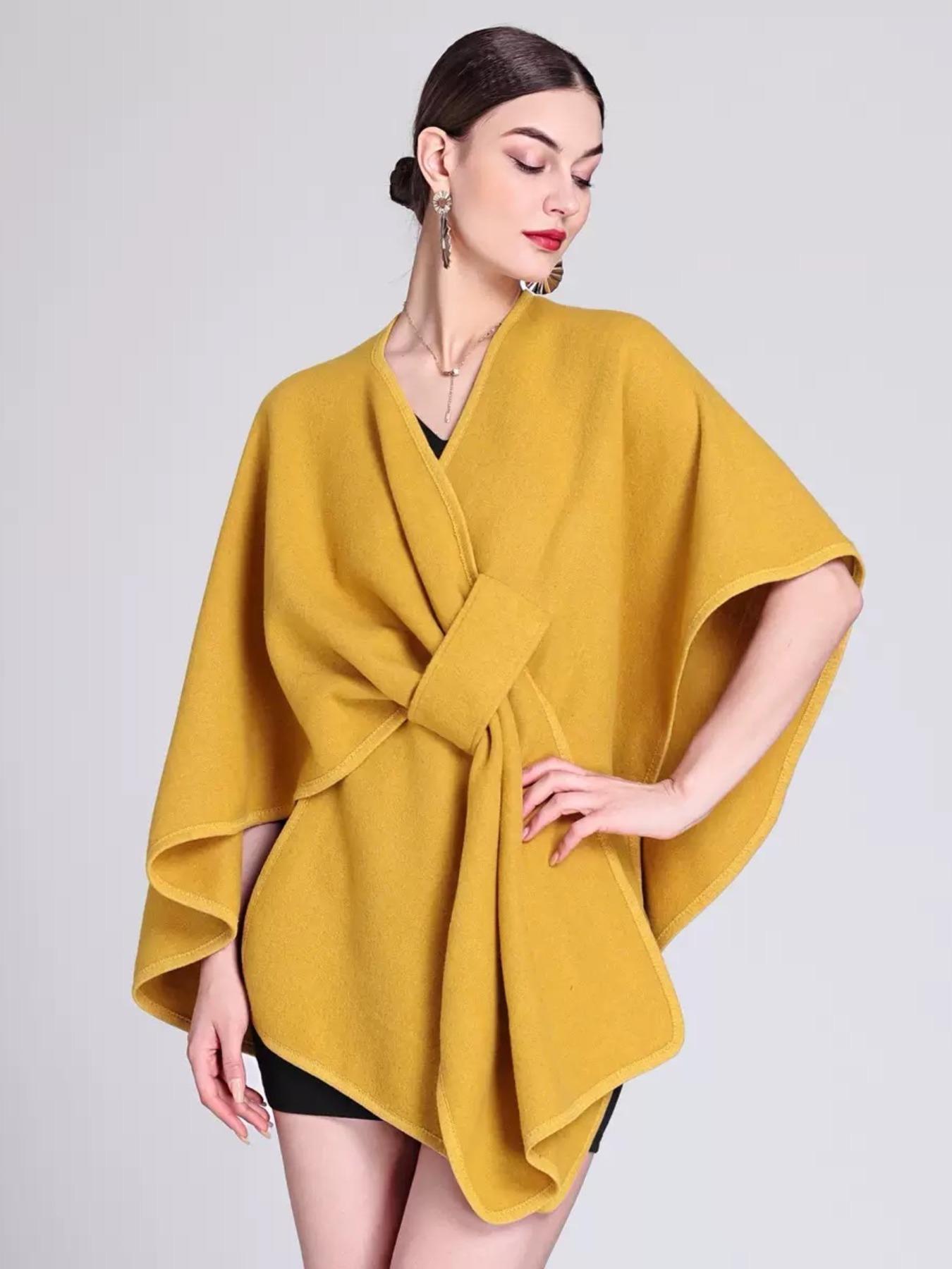 Women's Keyhole Detail Cape Shawl, Casual Elegant Wrap Shawl for Daily Wear, Fashion Accessories for Women & Girls, Trendy Solid Shawl