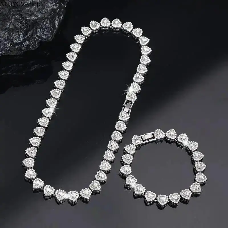2Pcs Heart Shaped Cuban Chain Layered Necklace Set, Hip Hop Style Choker Jewelry, Stackable Necklaces for Teenagers Daily Party Wear Valentine's Day Birthday Gift Accessory