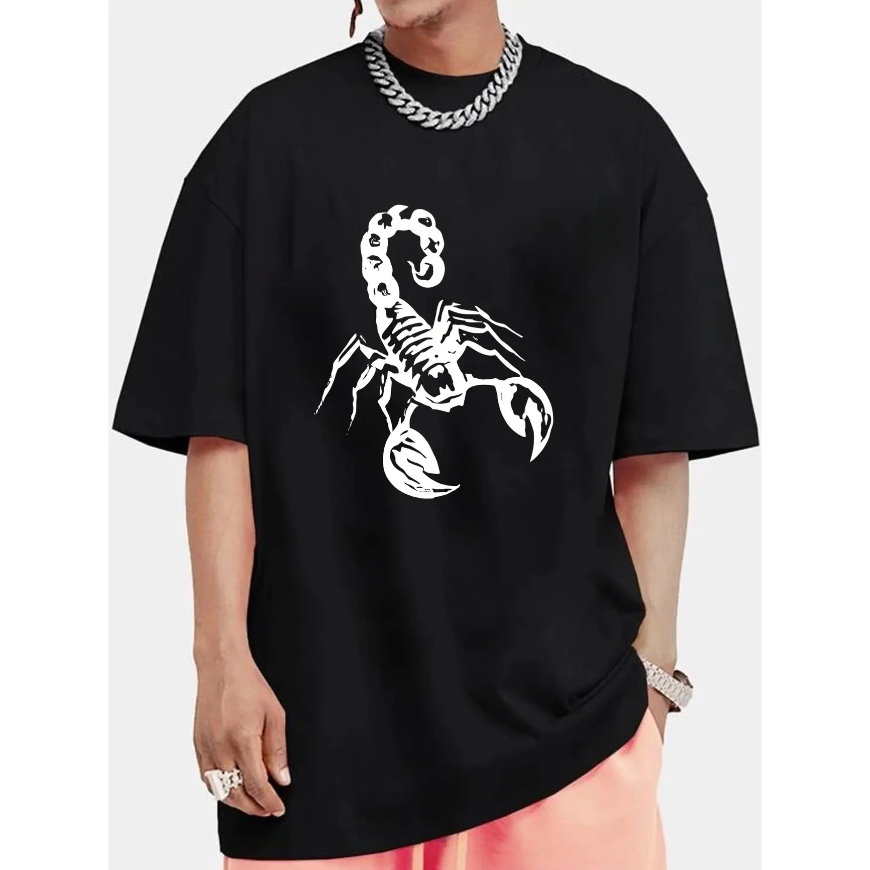 Scorpion Animal Graphic T‑Shirt, Comfort Cotton Oversized Fashion Outfit, Cool Wildlife Tee, Valentine Gift, Best Holiday Present for Him Her Family Friends
