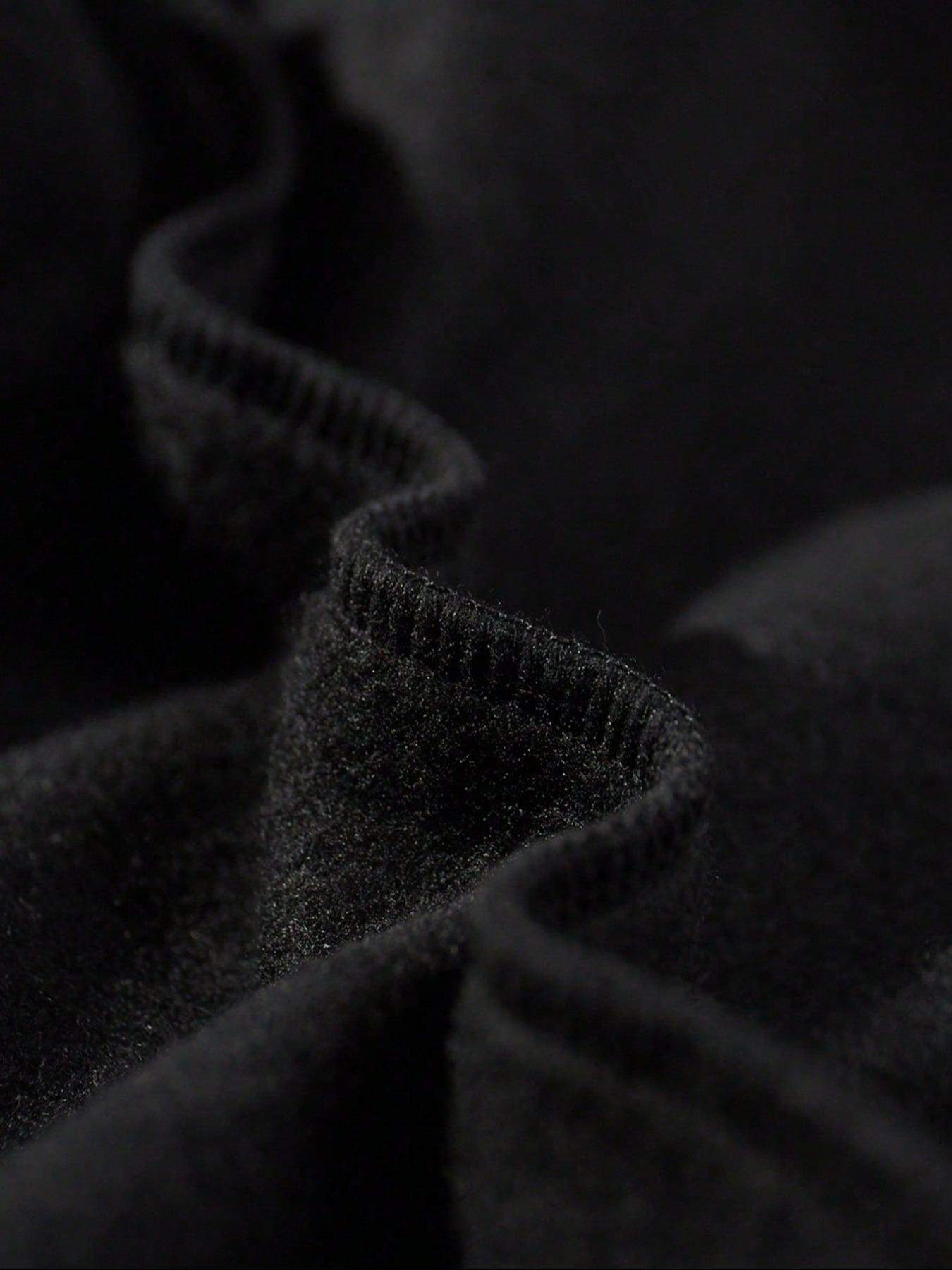 TikTok Trending American City - Themed Streetwear Set, Black Hoodie & Pants with Statue of Liberty and Los Angeles Graphic Print,  Ideal for Edgy Outfits During TikTok Shop Black Friday Sales and Christmas Gift Ideas