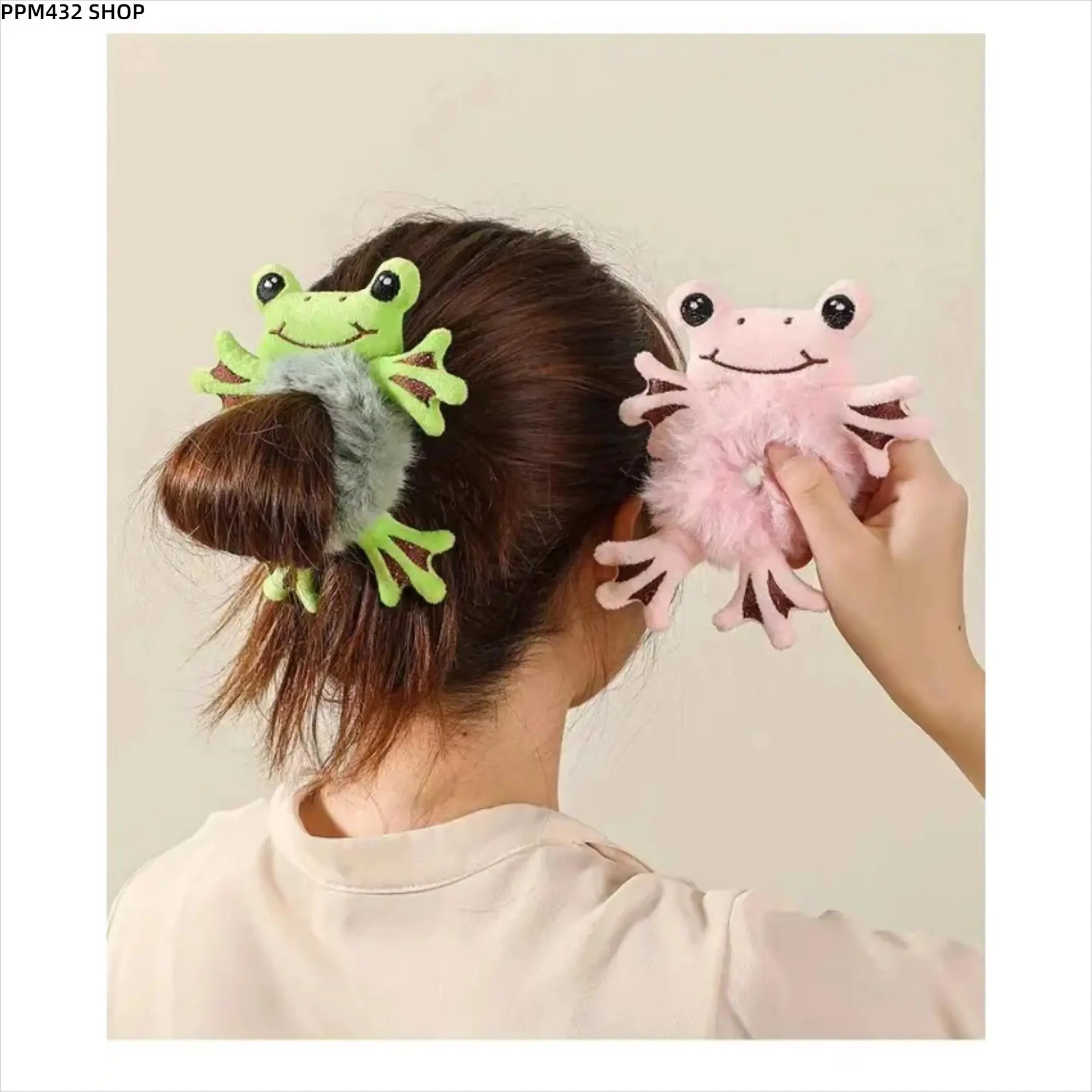 Frog Plush Scrunchie, Cute Animal Hair Tie with Soft Fabric Design, Stretchy Hair Accessory for Women and Girls, Fun Fashion Hair Styling Tool for Ponytails, Daily Wear and Gift Ideas