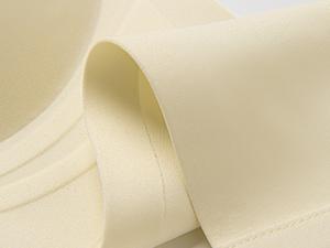 Wingslove Women's Wire-Free Seamless Bra Smooth Plunge Comfort Bra with Mesh Strap Support