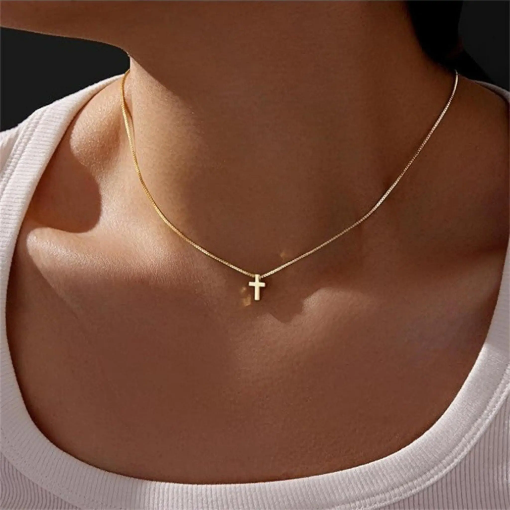 Silver-Tone Cross Necklace for Women, Minimalist Copper Alloy Chain & Link with Dainty Cross Theme Pendant, Religious Christian Gift for Everyday Wear, Memorial Day, Christian Women, 0.6 Inches X 0.4 Inches, Adjustable Fit, Casual, Choking Hazard Small Pa