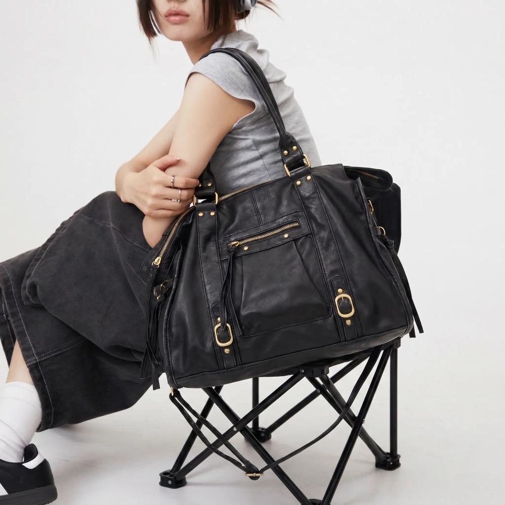 Women's shoulder bag, Stylish crossbody bag, women's retro Y2K spicy girl handbag, Casual trendy bag, large capacity, multiple pockets, punk diagonal cross bag, washed and worn vegan leather bag, suitable for vacation, shopping, work