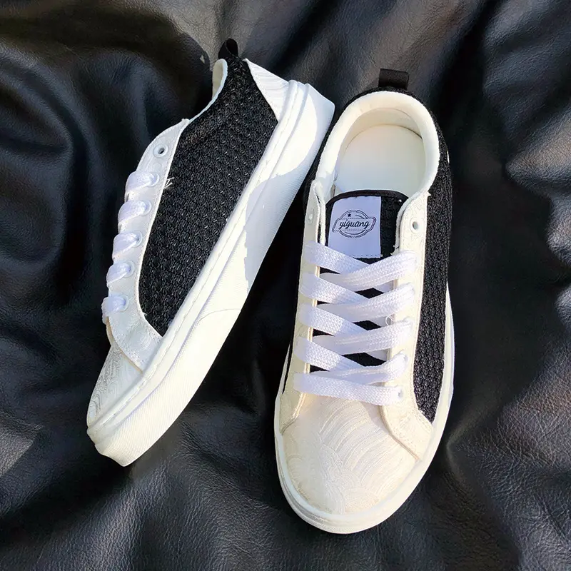 Unisex Couples Silver-Black Color Block Low Top Casual Lace Breathable Sports Casual Trainers, In-Stock Wholesale Shoes for Men, Size 40-46