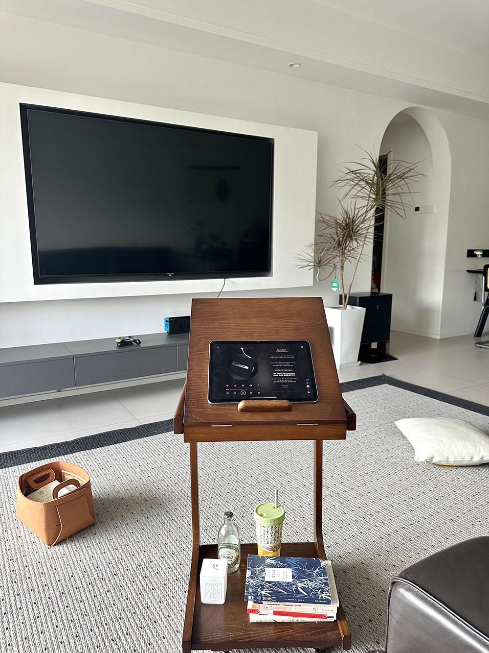 【HOT】Rolling Side Table – Solid Wood Mobile Side Table with Wheels, Adjustable Sofa Table for Living Room, Bedroom, and More, Trending Pick, Influencer Favorite