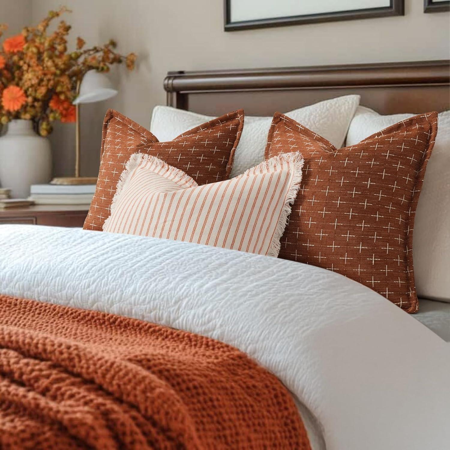 2PCS Pillow Covers 18x18inch Soft Polyester Textured Pillow Covers with Stylish Flange Edge Cozy Farmhouse Throw Pillows for Couch Bed Sofa Living Room 2PCS Pillow Covers 18x18inch Soft Polyester Textured Pillow Covers with Stylish Flange Edge Cozy Farmhouse Throw Pillows for Couch Bed Sofa Living Room