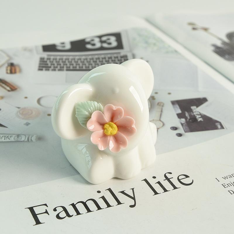 Cute Ceramic Elephant Incense Holder, Handcrafted Floral Incense Burner for Sticks, Aesthetic Cute Room Decor for Yoga Meditation, Boho Desk Decor, Spiritual Gift for Relaxation, Lucky Elephant Home Decor