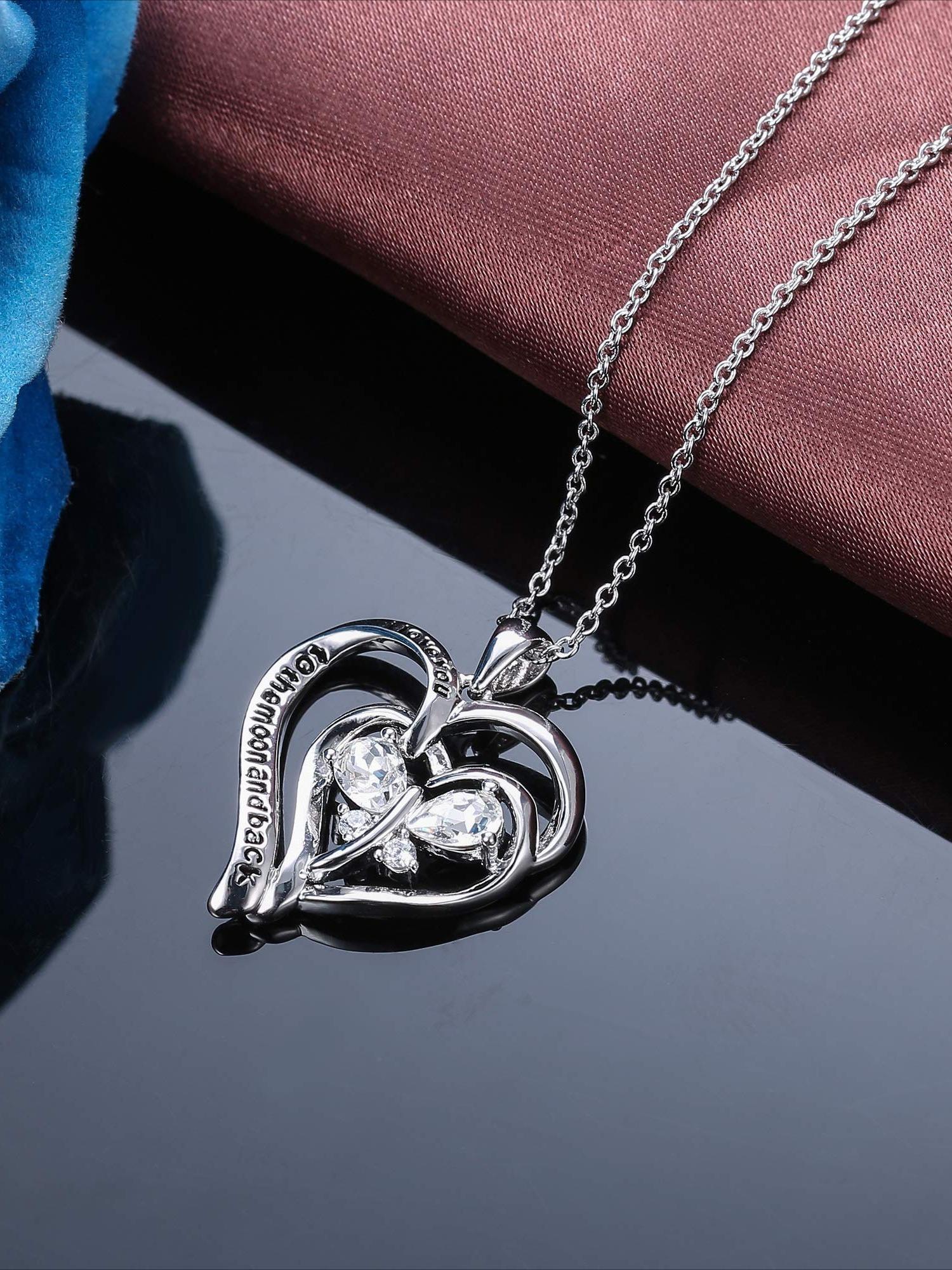 1 Pc Silvery Classic Double Heart Necklace for Women Men Stunning Forever Love-inspired Design Dazzling Swarovski Crystals Romantic Glamorous Visual Effect Symbolic Double Heart Shape Great for Valentine’s Day Wedding Anniversaries Engagements