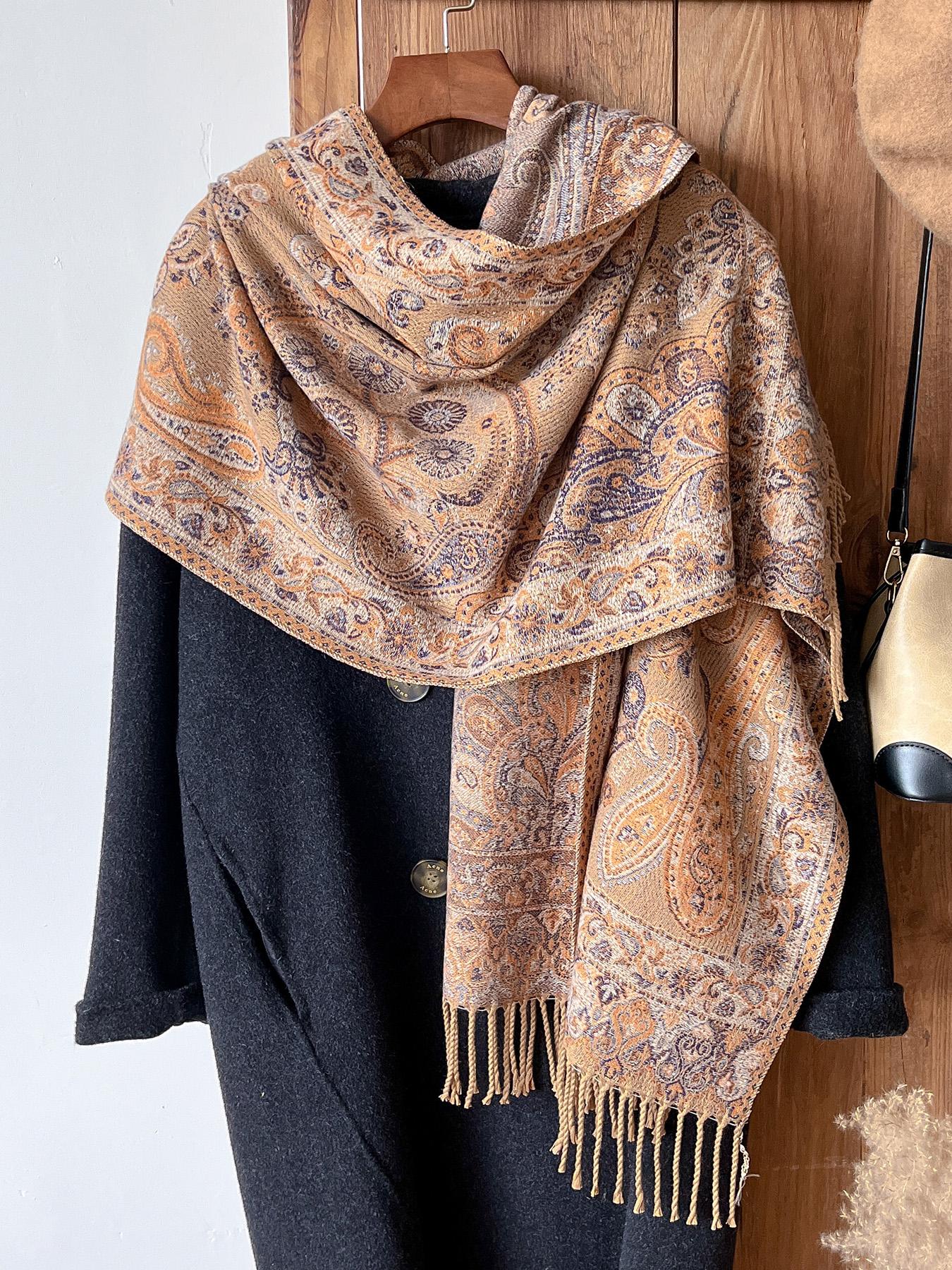 Women's Boho Style Paisley Print Scarf, Fall Winter Woven Fabric, Fitted Design, Soft Warm Accessory for Daily Wear & Modern Fashion