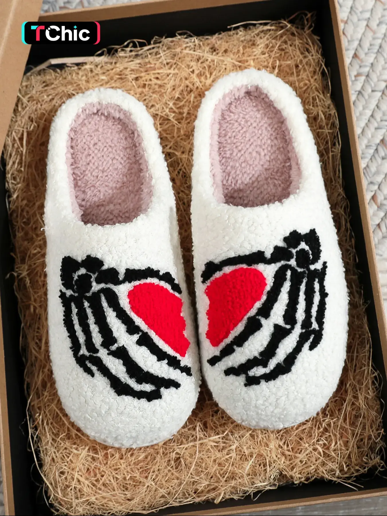 Halloween Themed Embroidered Slippers, Casual Soft Comfortable Home Slippers, Fashionable Home Slippers for Indoor & Outdoor Wear, Walking Shoes, Couple Slippers, Soft Sole Slippers, Footwear