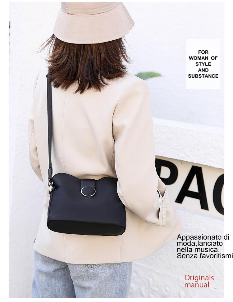 Elegant Crossbody Handbags for Women, Solid Oxford Cloth Commuter Bag with an Adjustable Wide Strap and Ring Accent, Crossbody Bags For Women, Hangable, Casual Commuting Bag, Casual Shoulder Purse