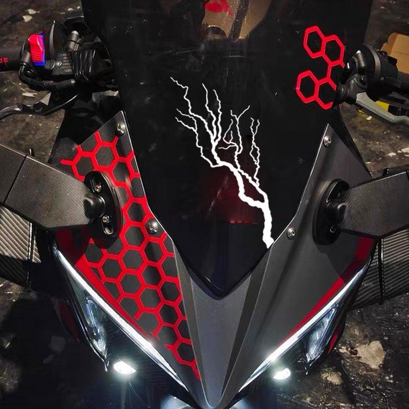 Creative Lightning Pattern Motorcycle Motorbike Fuel Tank Side Panel Stickers Sticker Decals, Covering Scratches, Suitable for Universal Waterproof and Sun Resistant Decorative Accessories on The Exterior of Vehicles, with Multiple Colors To Choose From