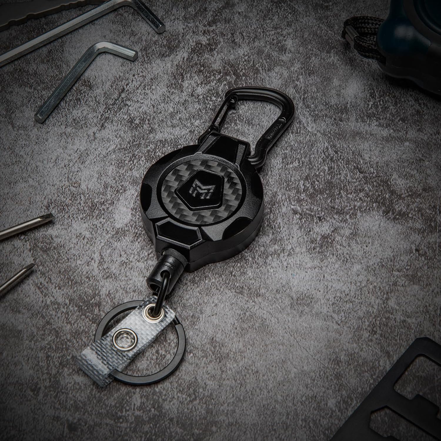 3K Carbon Fiber ID Badge Reel with Badge Strap Clip Keychain 3K Carbon Fiber ID Badge Reel with Badge Strap Clip Keychain