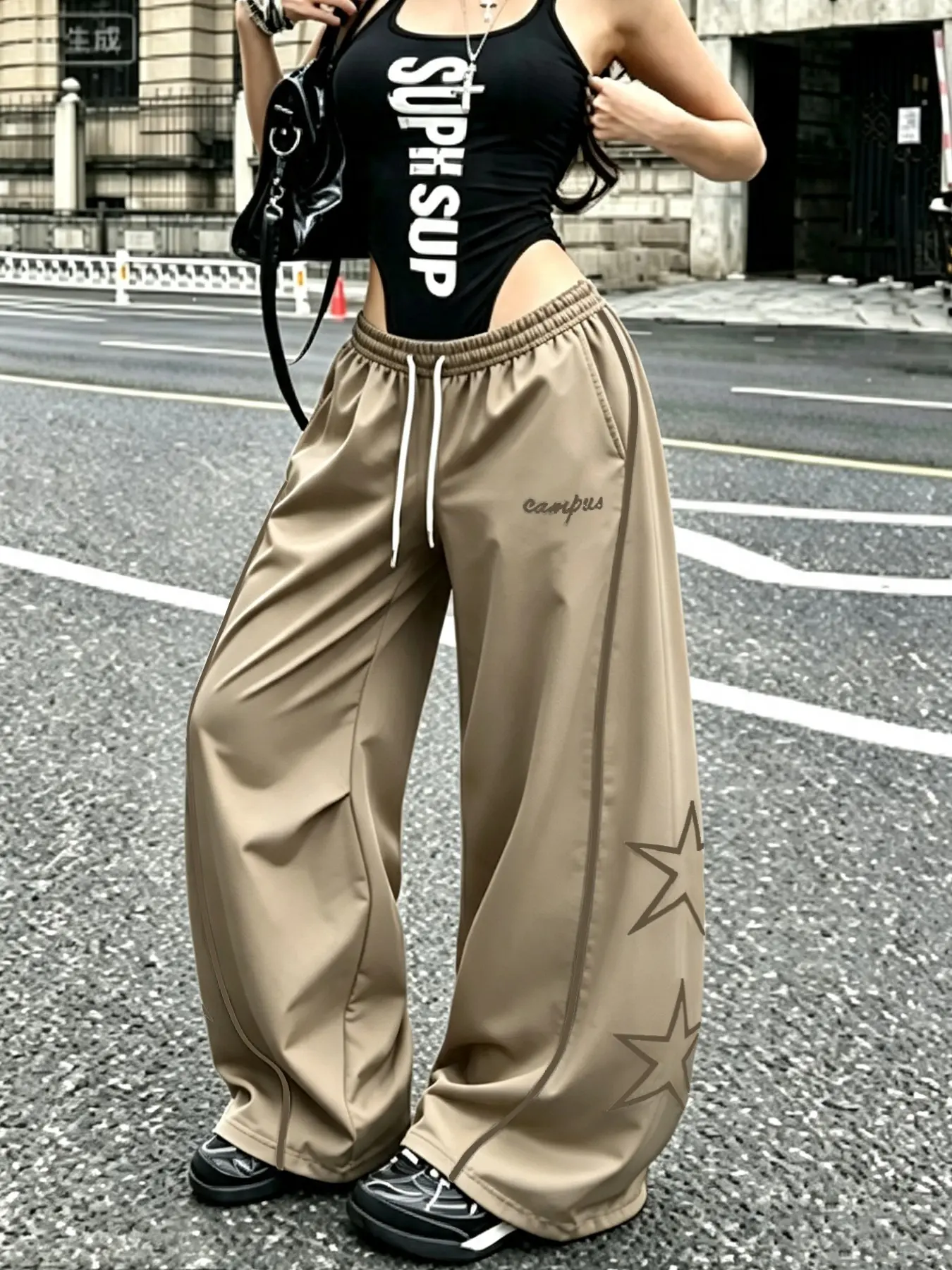 Men's and Women's Elastic Waist Loose Fit Wide Leg Pants, Soft Fleece Fabric, Colorblock Design, Casual Long Pants for All Seasons
