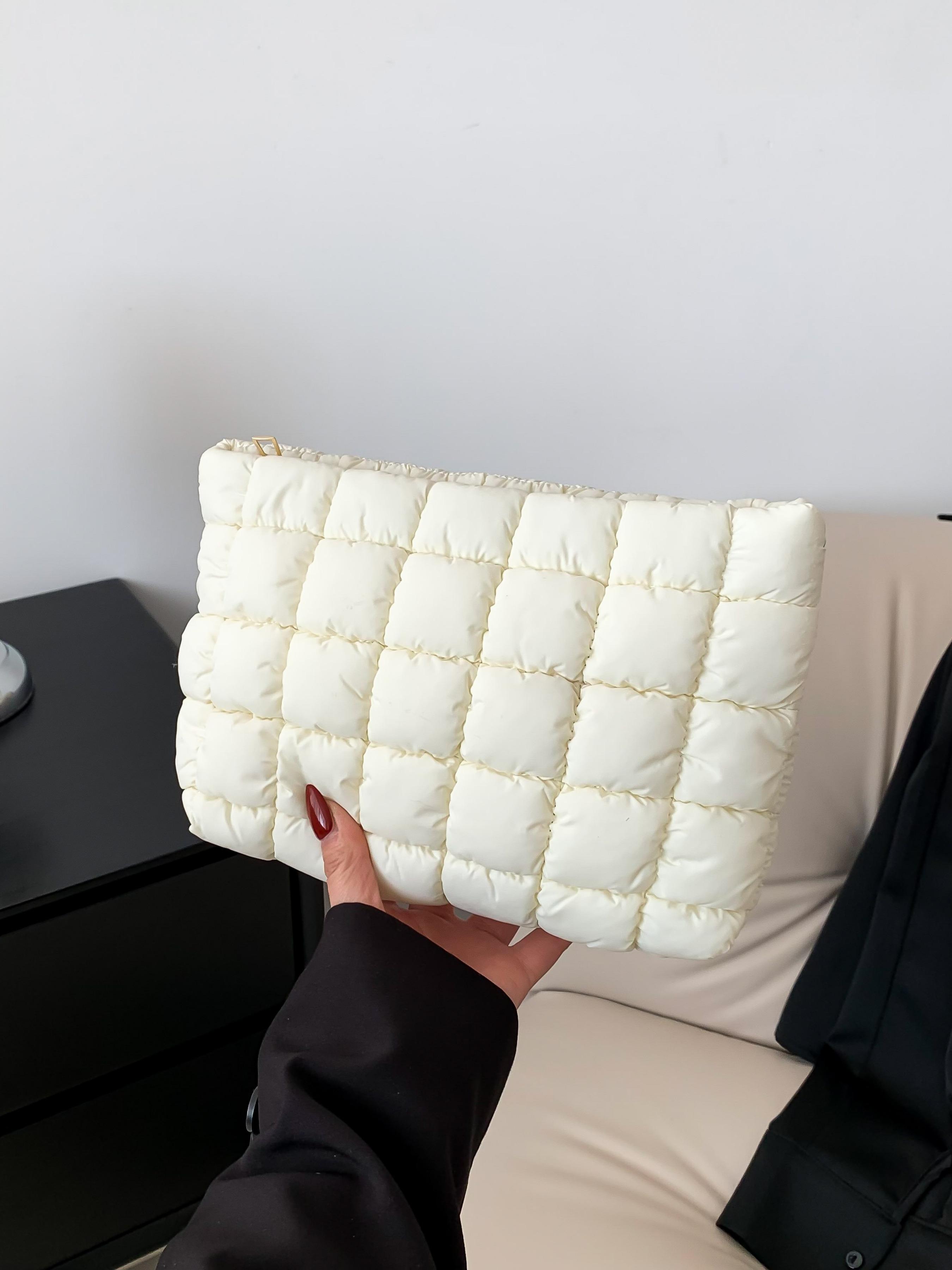 Autumn Winter New Solid Color Quilted Handbag, Large Capacity Travel Storage Bag, Zipper Design, Women's Portable Travel Organizer, Holiday Gift, Durable Pouch