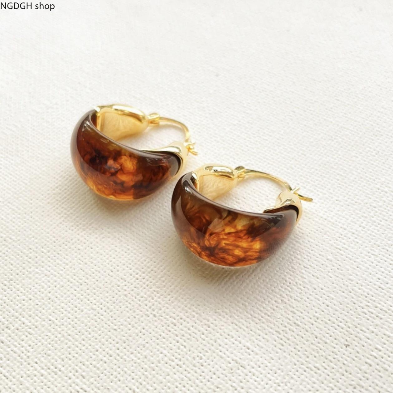 Women's Synthetic Tiger Eye Stone Fashion Earrings - Vintage Brown Marbled, Plain Minimalist Fashion Jewelry, Versatile Casual Accessory for Fall Sports & Outdoor Outfits, Single Pair