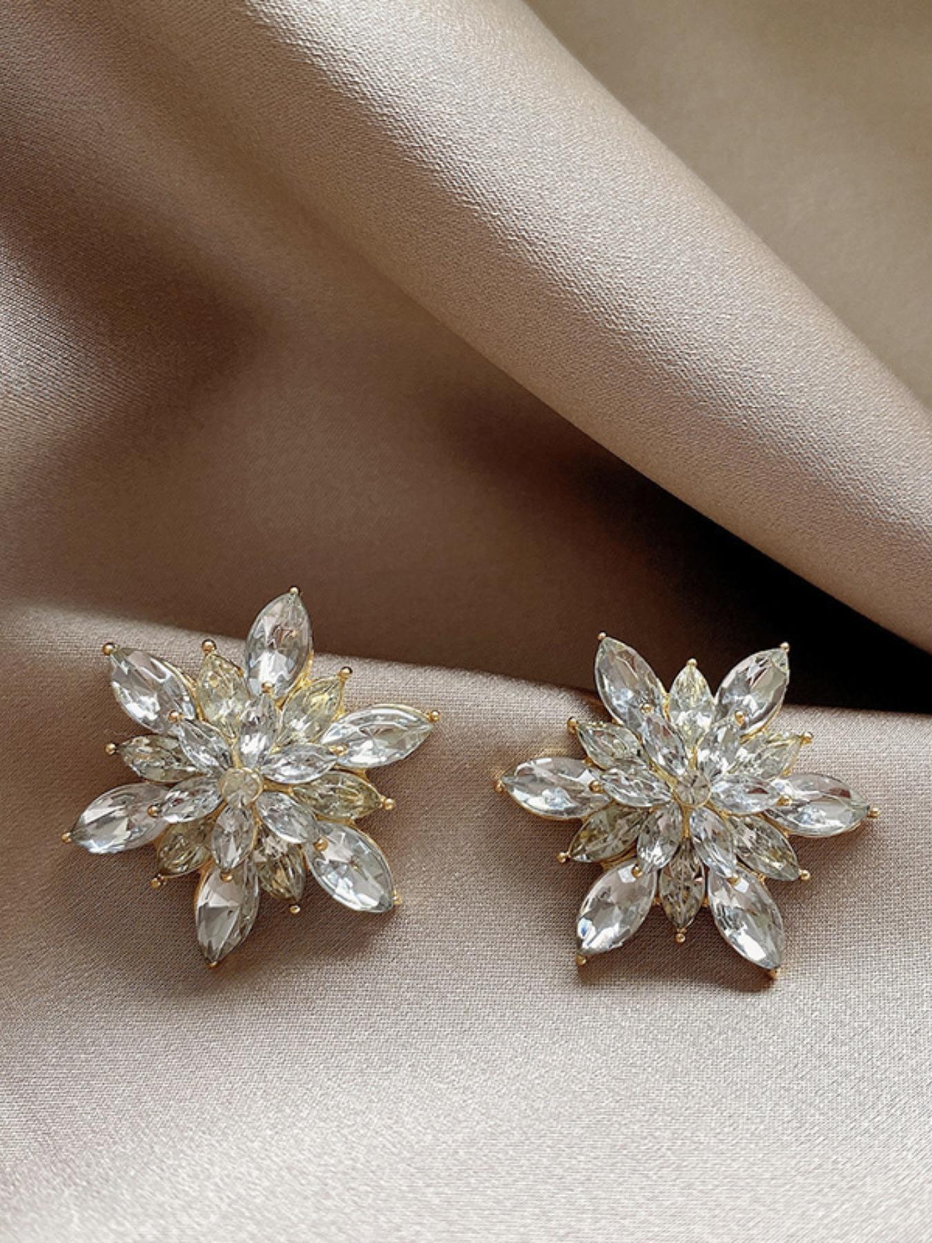 Trendy Fashion Rhinestone Snowflake Earrings, Elegant Party Jewelry for Women, Stylish Ear Rings for Special Occasions