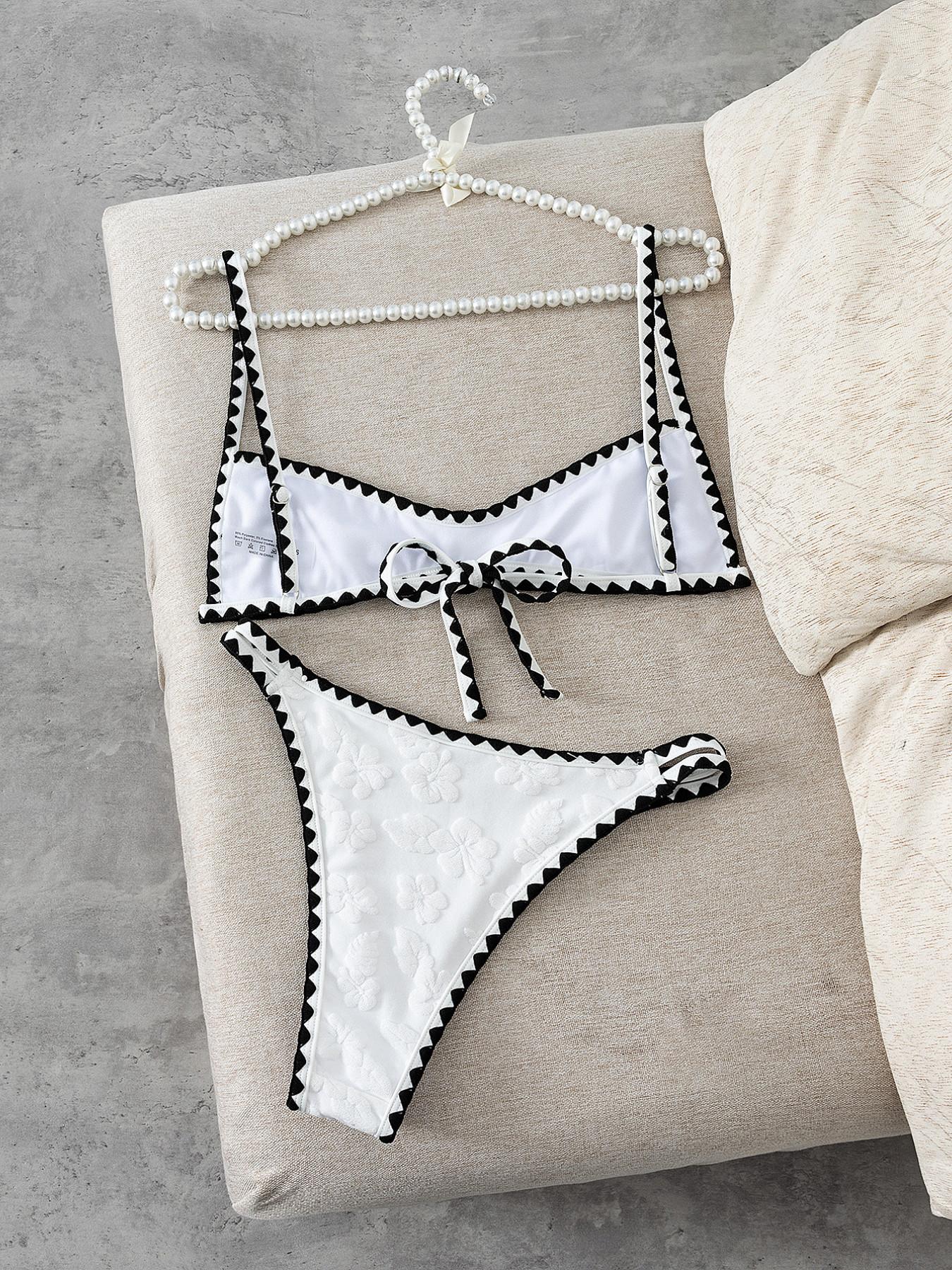 Boho Style Women's Bikini Set, Colorblock Halter Neck, Thin Straps Split Swimwear, High Waist Beachwear