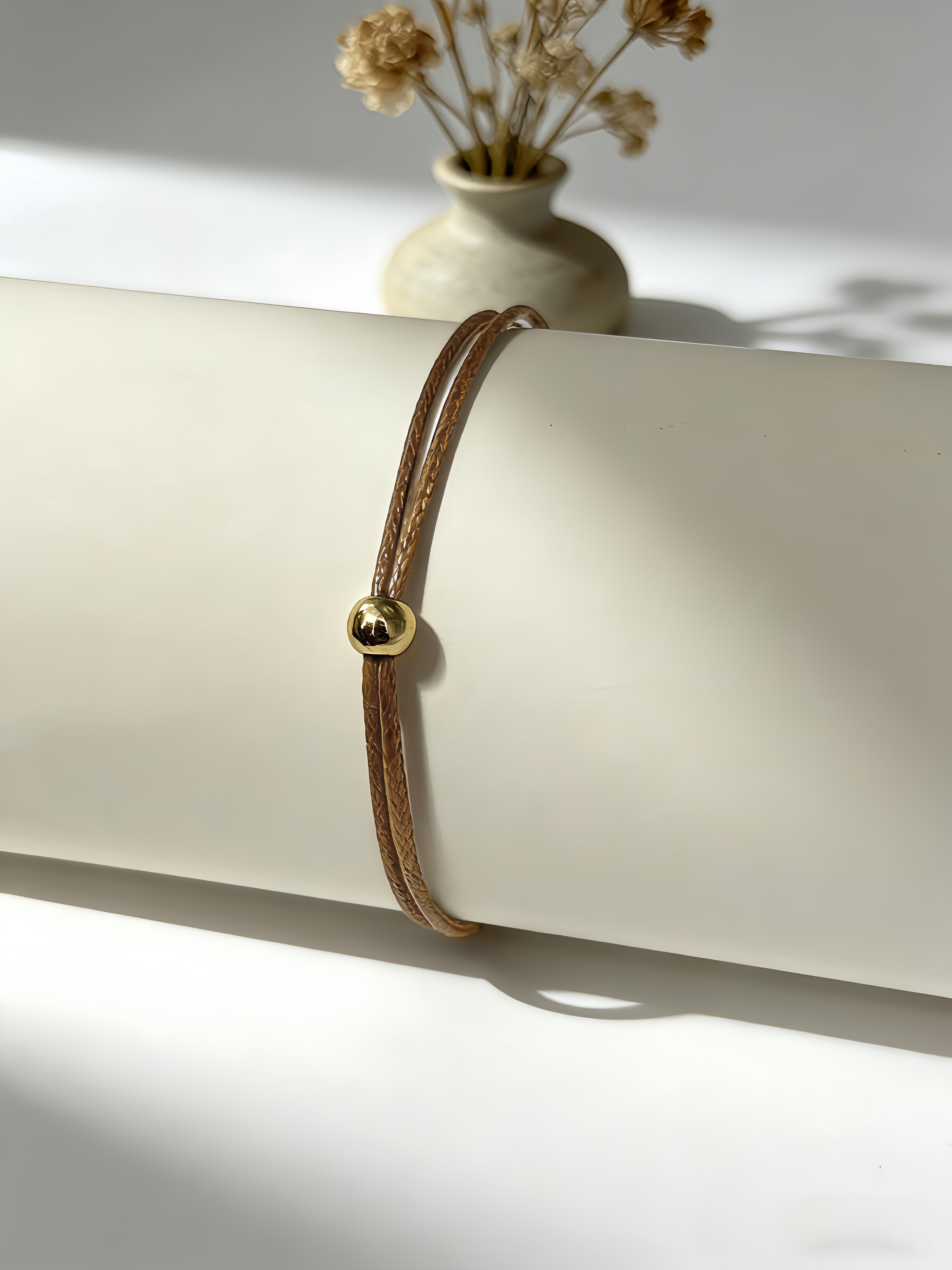 Elegant Unisex Fashion Bracelet, Adjustable Bangle, Perfect for Casual Travel, Ideal Gift for Couples