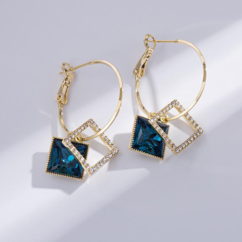 Square Hoop Earrings for Women, Modern Elegant Jewelry with Sparkling Cubic Zirconia and 925 Silver Needle, Female, Adds A Sparkling Allure, Statement Earrings, Unique Earrings