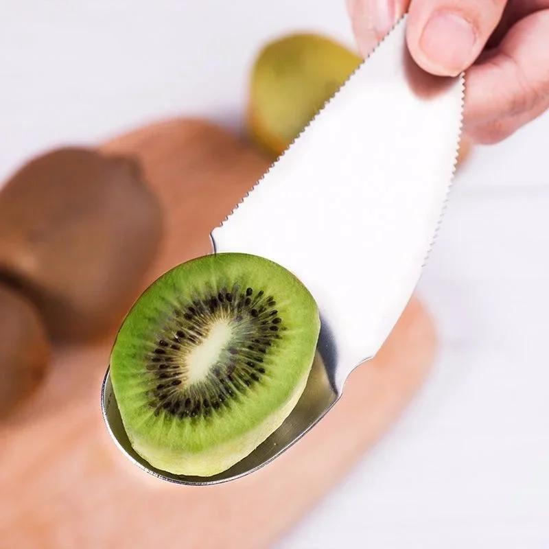 304 Food Grade Stainless Steel Multifunctional Fruit Tool - 36g Durable Serrated Edge Spoon for Peeling Kiwi, Cutting Avocado, Kitchen Utensil Gadget with Quality Assurance