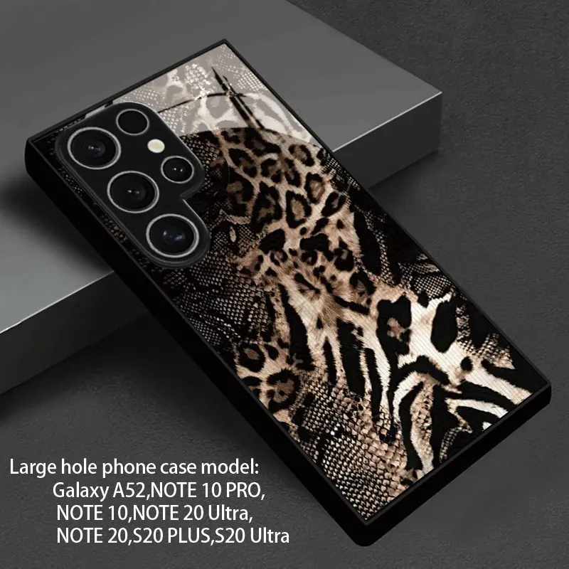 Leopard Print & Snakeskin Patchwork Multi-Model Phone Case, Glass-Enhanced Edge Shock-Absorbent Accessory for Galaxy S26 S25 S24 S23 S22Pro S21 S20 Fe Plus Ultra Pro A56 A55 A54 A53 A52 A51 A36 A35 A34 A32 A26 A25 A24 A23 A16 A15 A14 A06 A05 A03s, Accesso