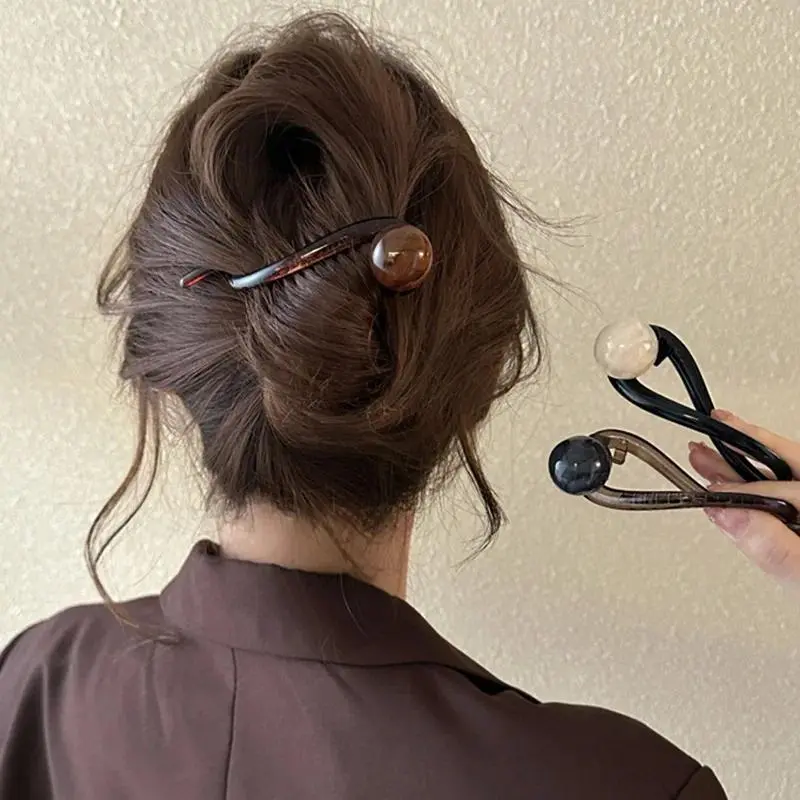 Women's Clip-Shape Hair Clip - Twisted Design, Plastic Acrylic Beads, Imitation Pearls, Fashionable Hair Accessory