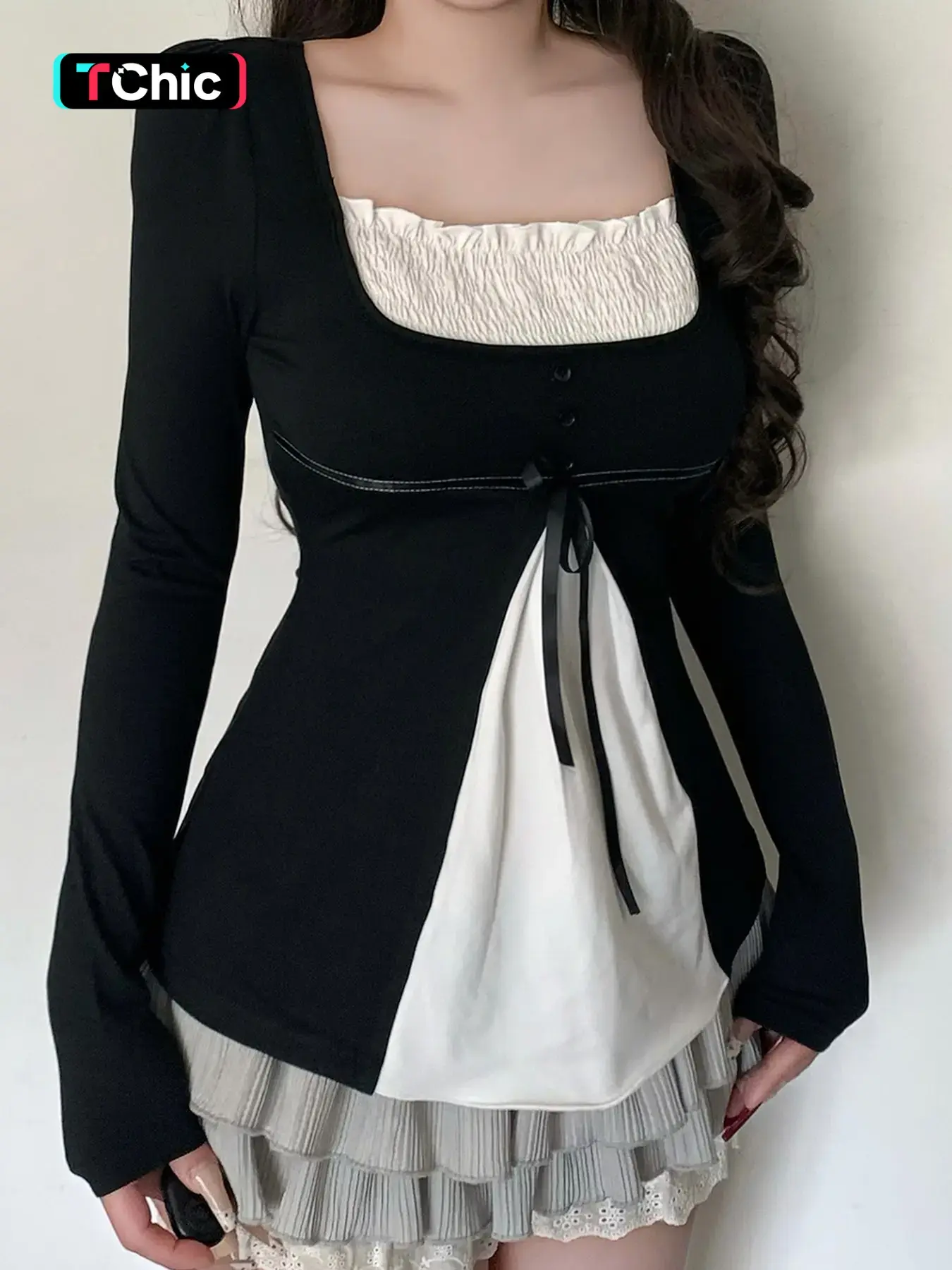 Y2K Sweet Square Neck Patchwork Slim Fit Long Sleeve T-Shirt, Womenswear, Casual Classy Elegant Fashion, Girls College Style Bow Tie Button A-Line Doll Wind Top, Babydoll Shirts