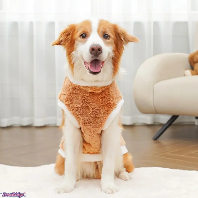Soft Fuzzy Fleece Pet Winter Clothes, Warm Plush Dog & Cat Outfit, Cozy Cold‑Weather Apparel for Large Breeds Golden Retriever, Perfect for Fall Winter Outdoor Walking & Daily Indoor Home Wear