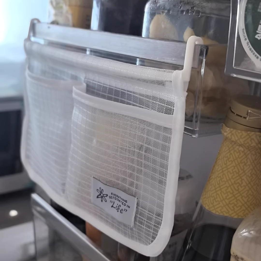 2 Pcs Refrigerator Storage Net Bags, Hanging Kitchen Organizer Pouches, Dual Compartment Fridge Storage Bags, Home Sorting Containers