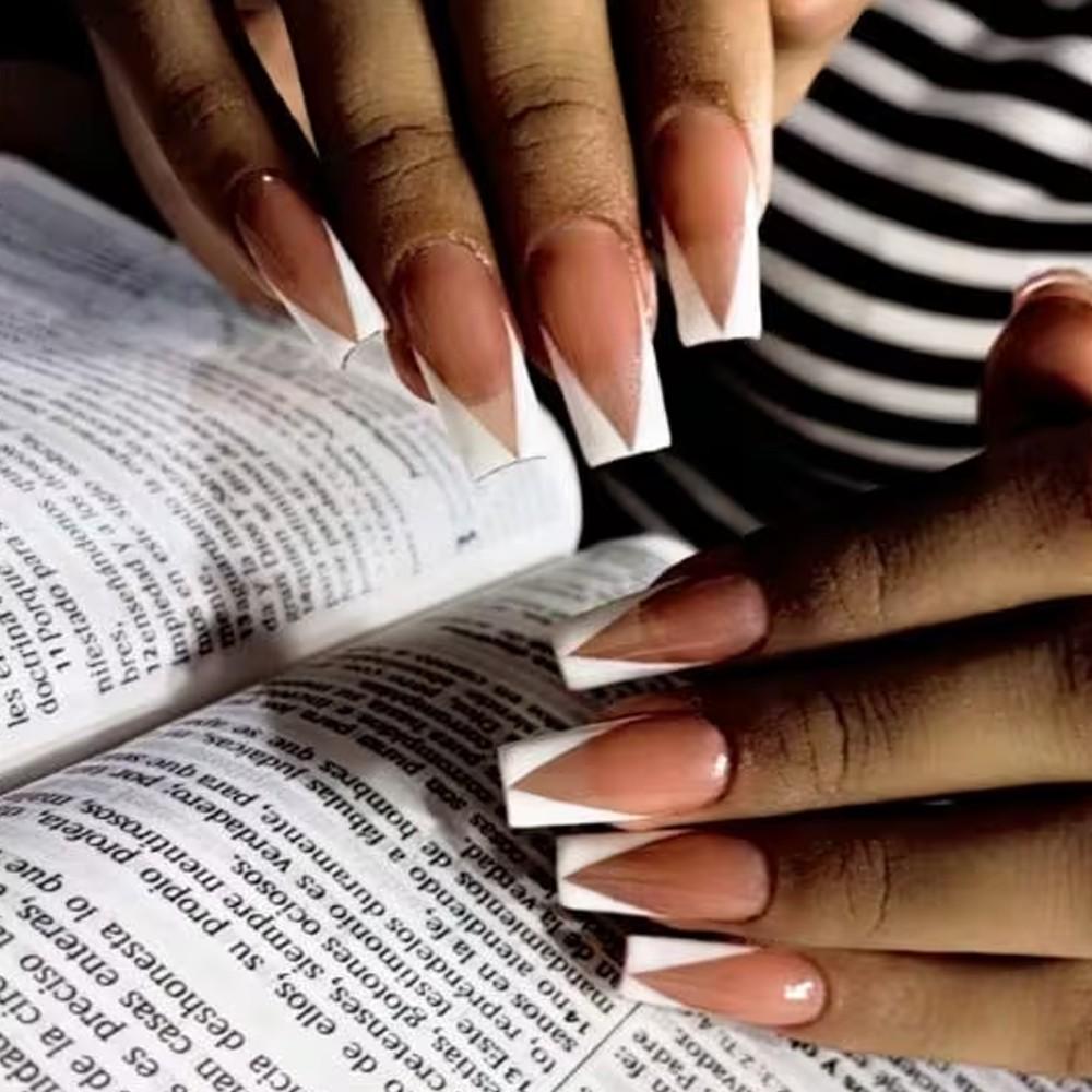 600pcs Medium Square Gel X Nail Tips - Matte Black Pure Color, Middle Length Full Cover False Nails, Easy to Apply Flexible Acrylic Fingernails for Nail Extension and Press-On Art