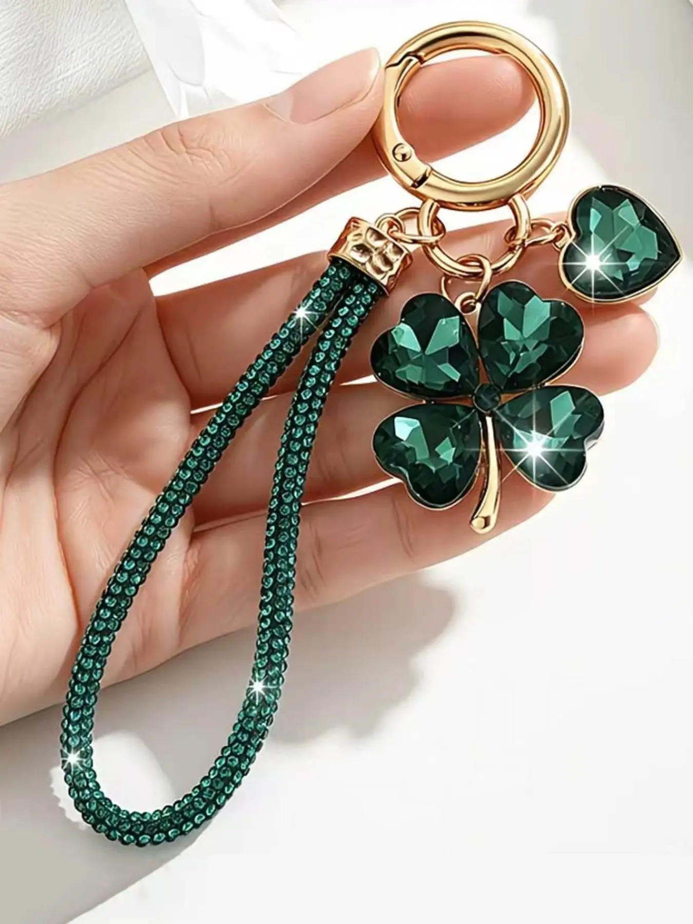 Bling Four Leaf Clover Keychain, Lucky Crystal Charm with Wrist Strap, Perfect Gift for Women & Girls, Key Accessories