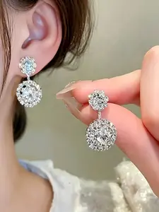 Elegant Snowflake Design Earrings with Synthetic Zircon, Luxury Style Ear Studs for Daily Wear, Birthday Gift, Party, Wedding Accessories