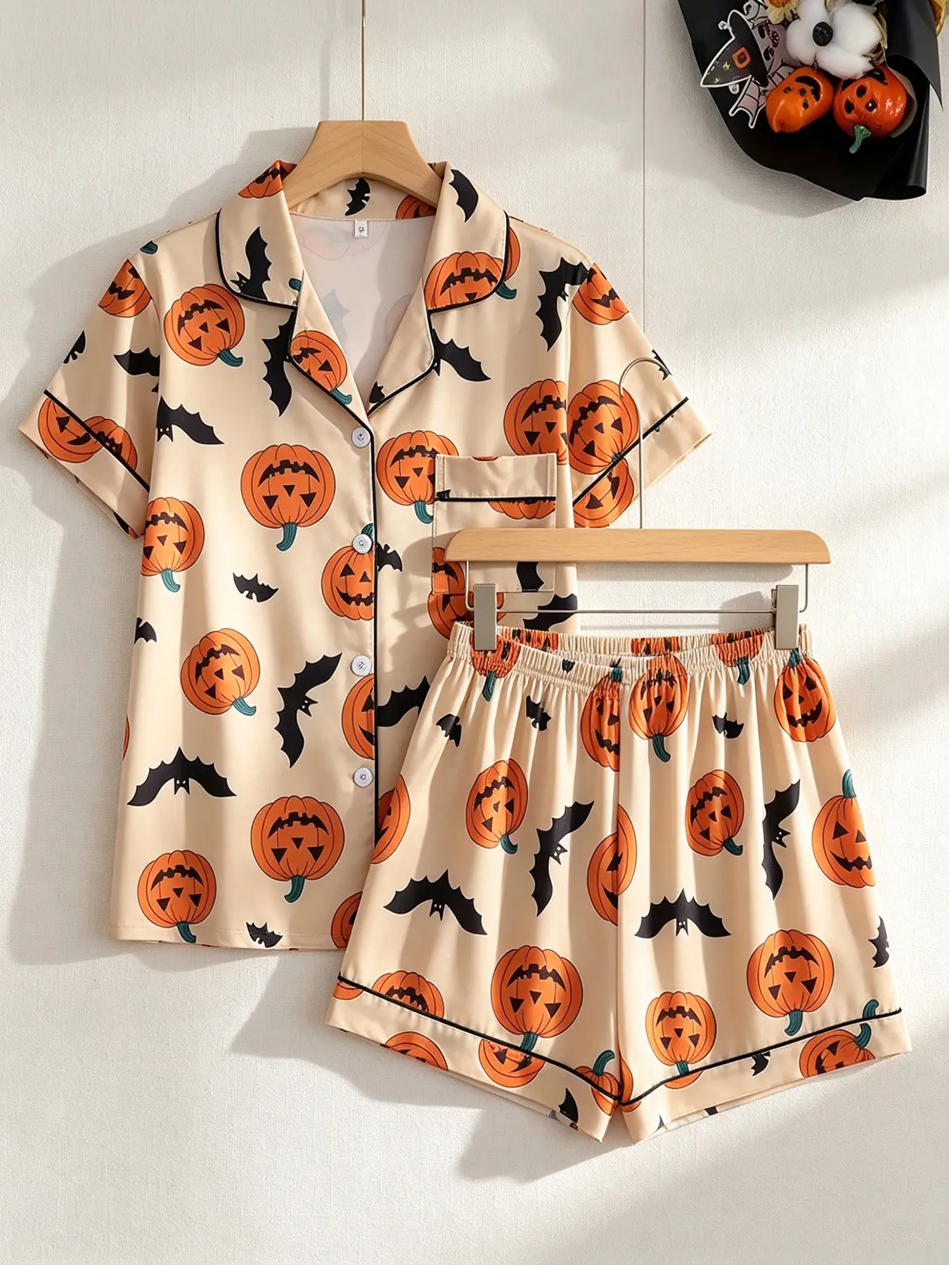 Women's Button-Down Short Sleeve Top & Shorts Pajama Set, Beige Pumpkin Bat Print, Black Piping, Front Pocket, Elastic Waist, Spring Summer Wear, Cozy Cute Vintage Halloween Print Loungewear