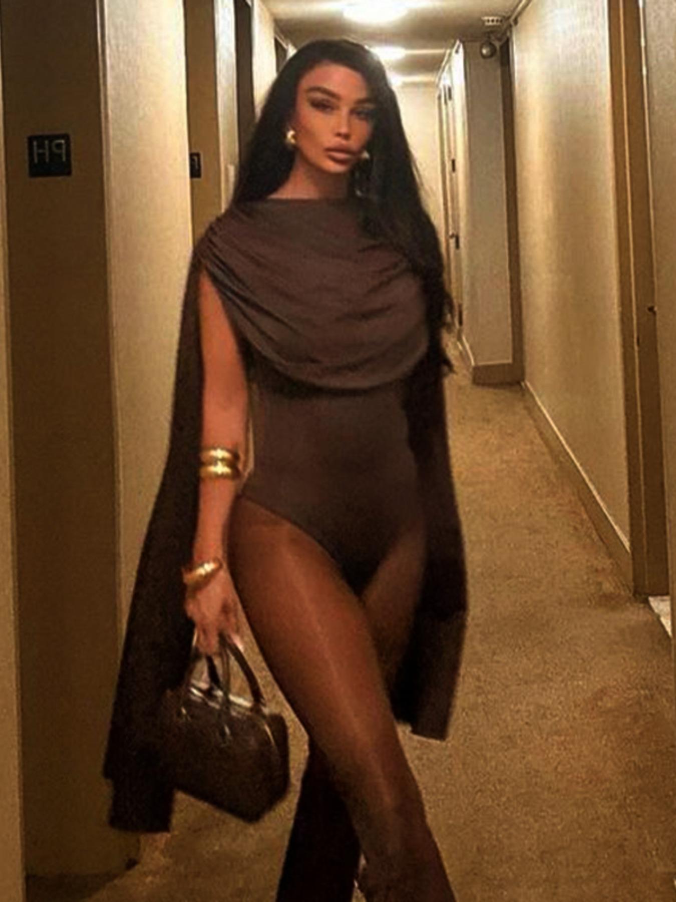 Women's Solid Color Bodysuit, Fashion Minimalist Casual Cowl Neck Bodycon Bodysuit for Nightlife, Women's Clothes for Summer