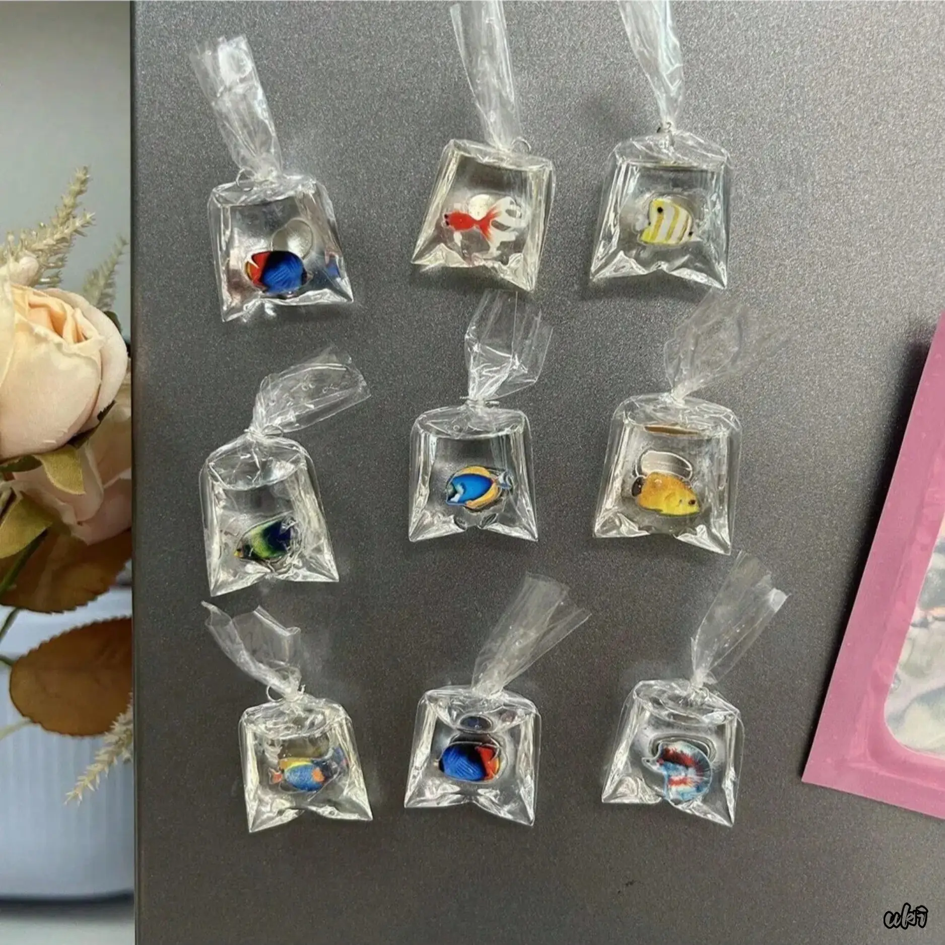 7-Piece Mini Fish Magnet Set, Cartoon Water Bag Style Ocean Life Decor for Refrigerator & Office Whiteboard, Magnetic Party Gift