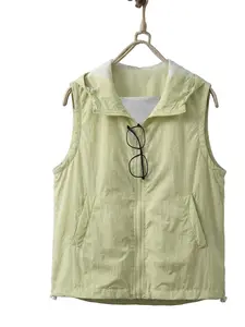 Women's Lightweight Vest with Hat, Stylish and Comfortable Design, Perfect for Casual Wear, Ideal for Daily Use and Outdoor Activities
