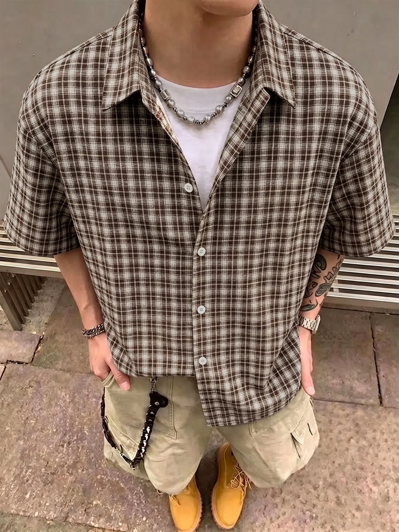 Men’s Vintage Button Down Plaid Checked Print Short Sleeve Casual Loose Shirt, Multi-Wear Style, Oversized Boxy Fit, Lightweight Breathable Fabric, 90s Retro Casual Top for Everyday Wear, Streetwear