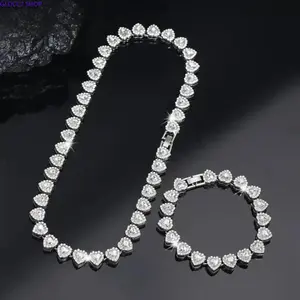 2Pcs Heart Cuban Link Chain Necklace Set for Women Teens, Gold Hip Hop Statement Choker, Trendy Aesthetic Jewelry Gift for Daily Party Birthday Valentine’s Day
