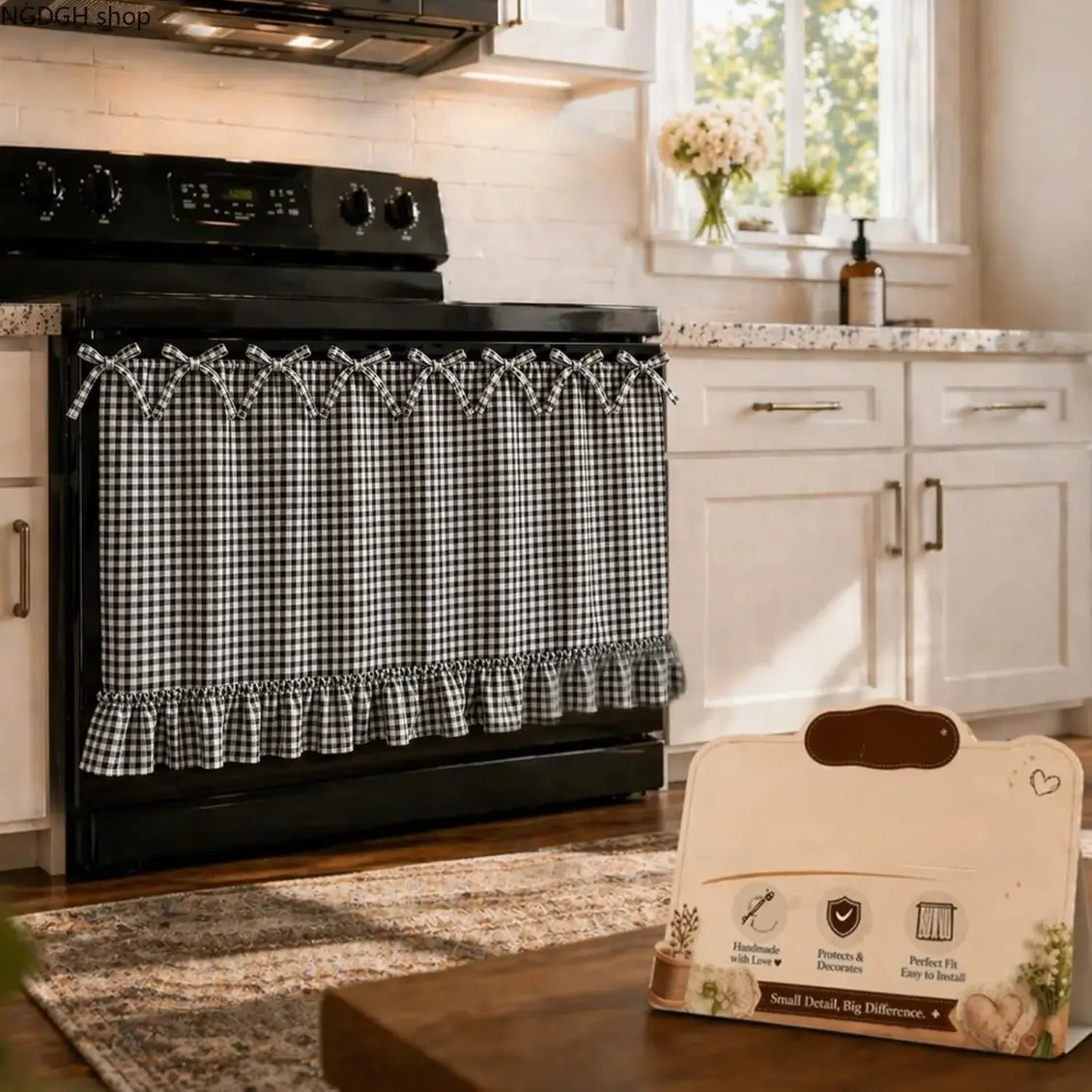 Black & White Gingham Stove Top Cover with Ruffled Bow Design, Handmade Farmhouse Kitchen Decor, Cottagecore Burner Cover Mat, Decorative Countertop Protector, Dustproof Easy-Clean Hob Cover for Kitchen Home Styling