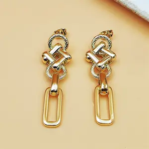 Women's Unisex Gold Metal Interlocking Twisted Links Earrings - Paperclip Chain, Twisted Ring Drop Dangle, Minimalist Cool Luxury Costume Jewelry, 5cm Length