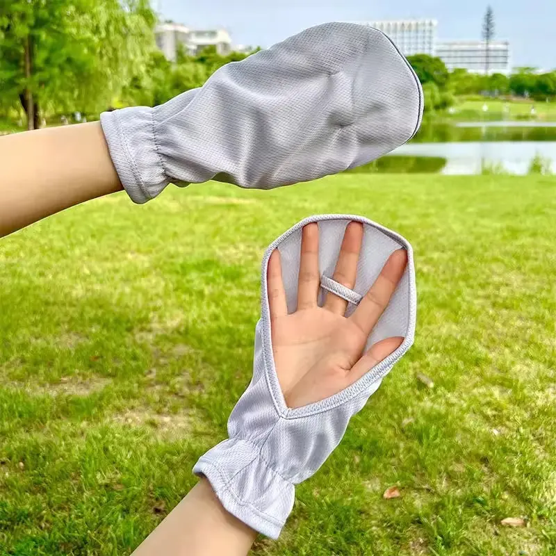Unisex Horsebit Detail Short Gloves, Anti-UV Sunblock Breathable Non-Slip Gloves for Summer Driving, Cycling (Sports & Outdoor Wear)