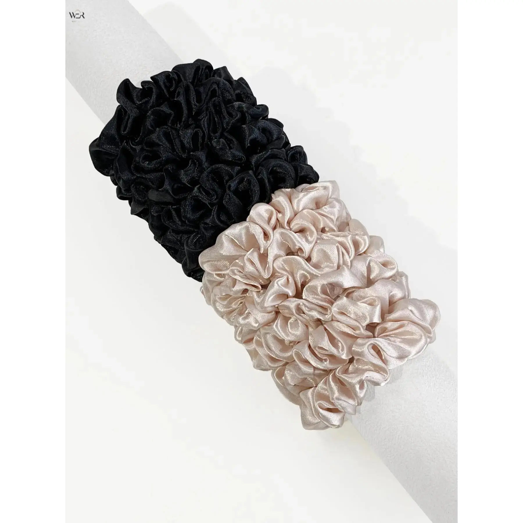 Soft Satin Scrunchies for Women Girls, Elegant Solid Color Silk Fabric Hair Scrunchy Elastic Hair Bands, Gentle No Damage Hair Ties Ponytail Holder, Multiple Color Sets Daily Hairstyle Accessories